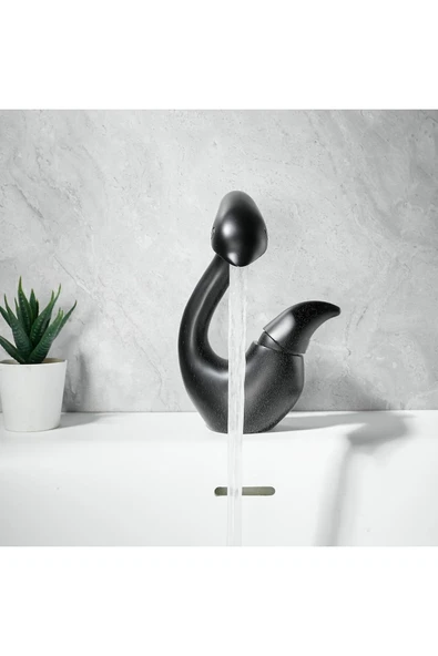 OEM Banyo Lavabo Bataryası Kuğu 2025 Mat Siyah Renk Yeni Ürün Ithal 7 Yıl Garantili İthal - Resim 3