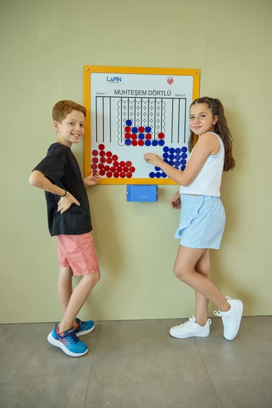 Lapin Deney Atölyesi Muhteşem Dörtlü – Dekoratif Duvar Oyunu, Ofis/Okul Ortak Alanlar için Oyunlar - Resim 2