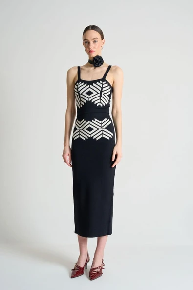 Jakarlı İnce AskılıTriko Takım - Siyah-Beyaz Kayısı - Resim 4