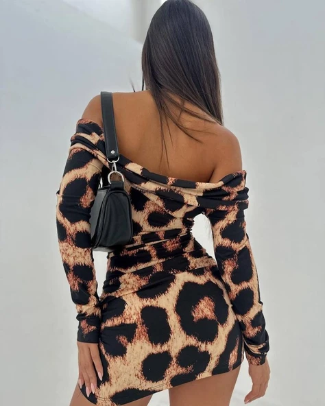 Kadın Madonna Mendil Yaka Leopar Desen Mini Elbise - Resim 2