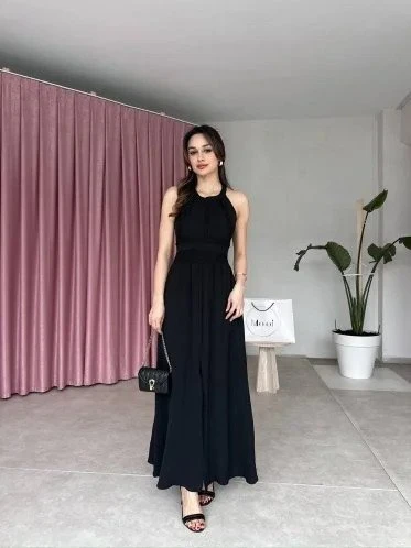 Kadın Krinkil Kumaş Beli Gipeli Halter Yaka Maxi Boy Elbise ürün görseli