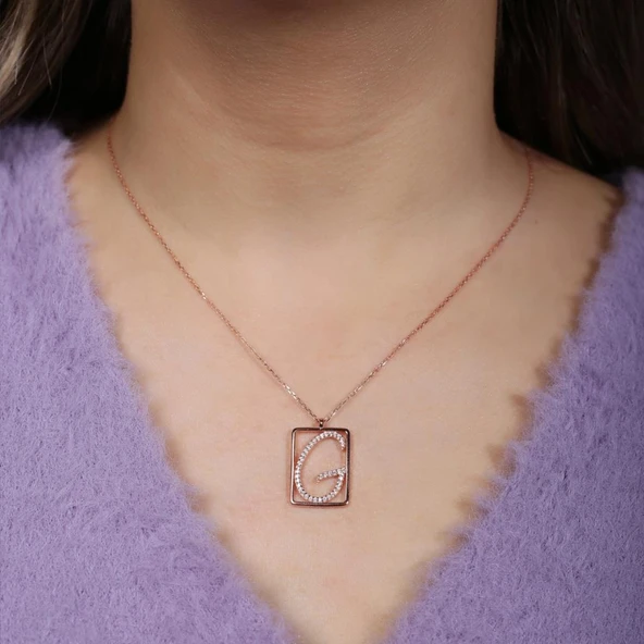 G Harfi Zirkon Taşlı Rose Gold Kaplama Çerçeveli Gümüş Kolye - Resim 2