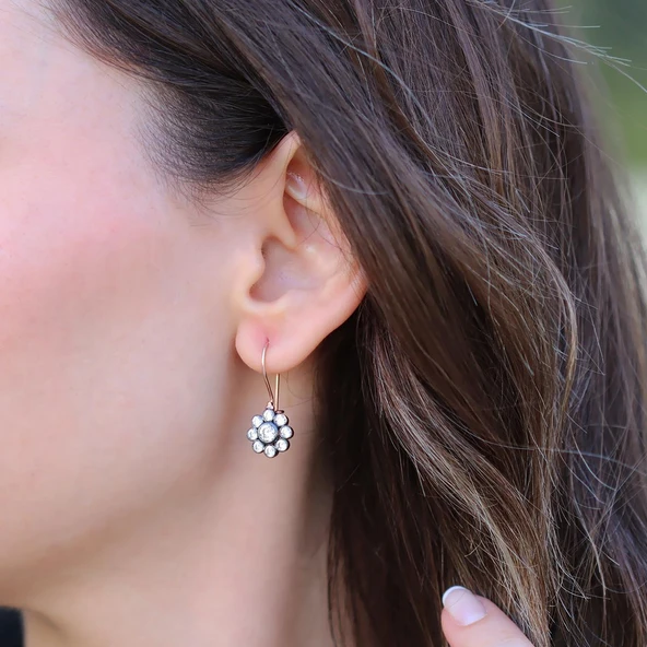 Çiçek Elmas Montür Rose Gold Gümüş Küpe - Resim 2