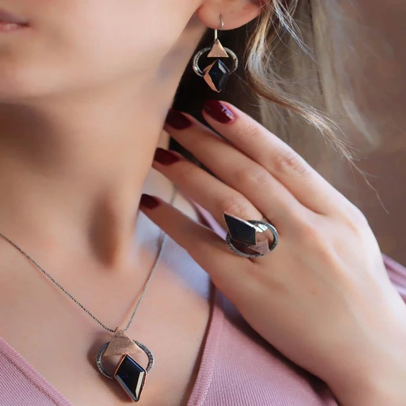 Safir Taşlı Otantik Tasarım Set ürün görseli