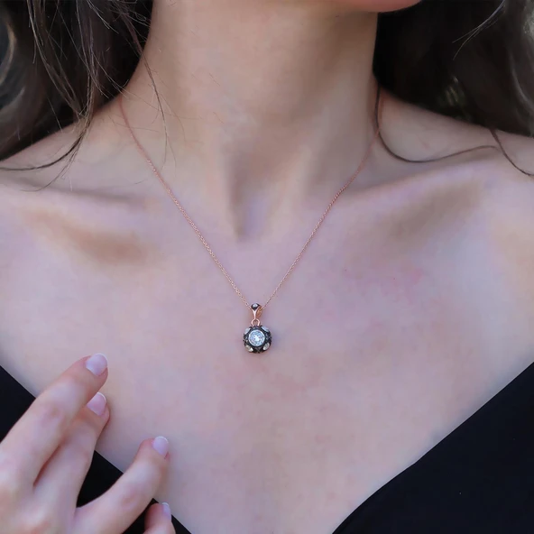 Elmas Montür Modeli Taşlı Rose Gold Gümüş Kolye - Resim 3