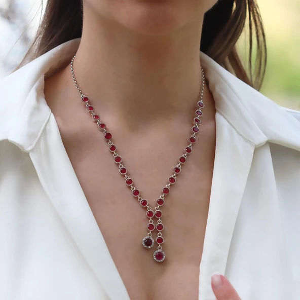 Kök Yakut Taşlı Su Yolu Otantik Gümüş Kolye ürün görseli 1