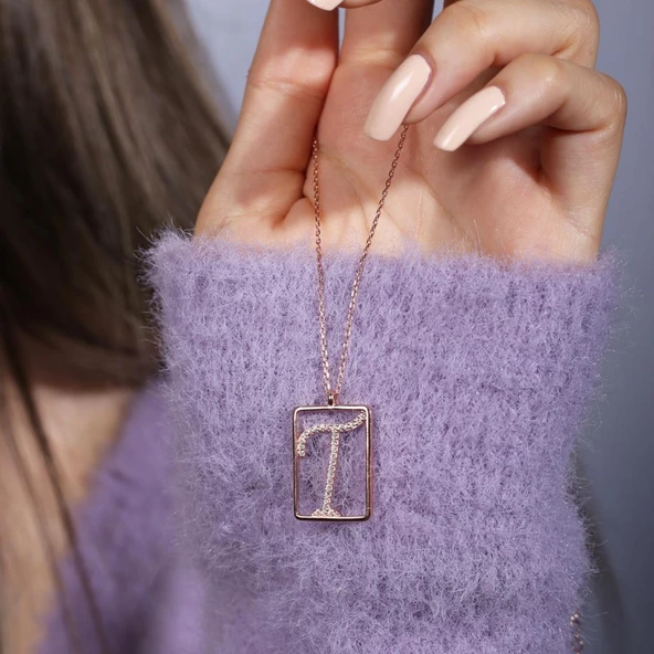 T Harfi Zirkon Taşlı Rose Gold Kaplama Çerçeveli Gümüş Kolye ürün görseli 1