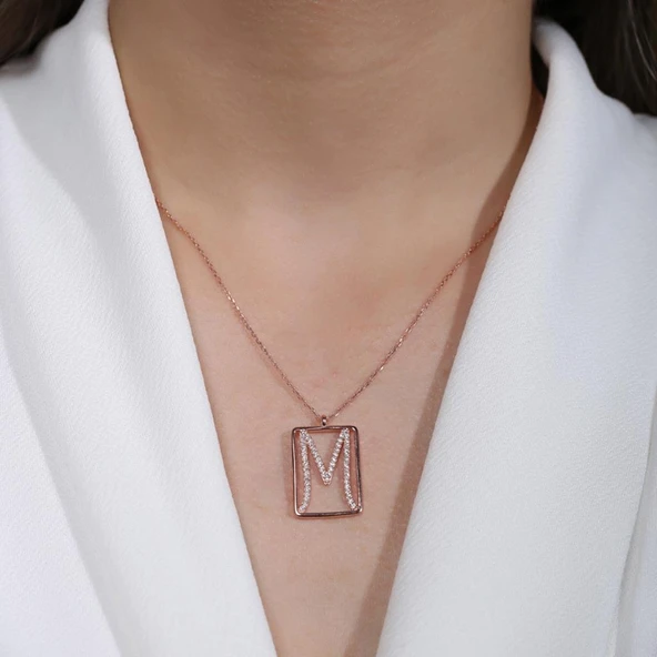 M Harfi Zirkon Taşlı Rose Gold Kaplama Çerçeveli Gümüş Kolye - Resim 2