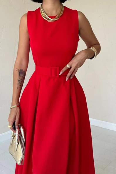 Kırmızı Halter Yaka Kloş Elbise - Resim 3