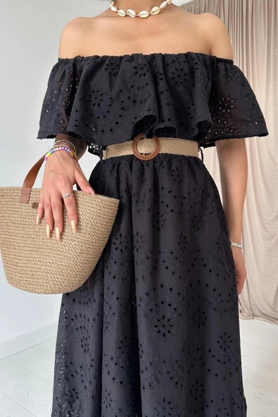 Siyah Omzu Lastikli Brode Elbise - Resim 3