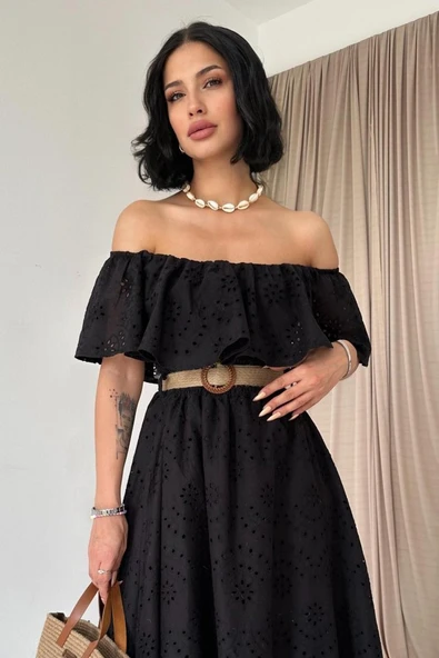 Siyah Omzu Lastikli Brode Elbise - Resim 2