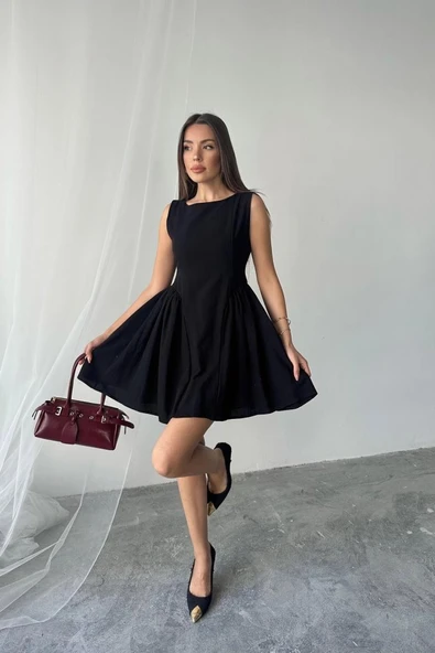 Siyah Mini Boy Büzgülü Keten Elbise ürün görseli