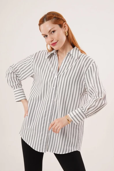 Çift Çizgi Geçişli Düğmeli Gri Gömlek ürün görseli