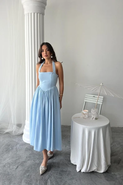 Mavi Boyundan Bağlamalı Keten Elbise ürün görseli