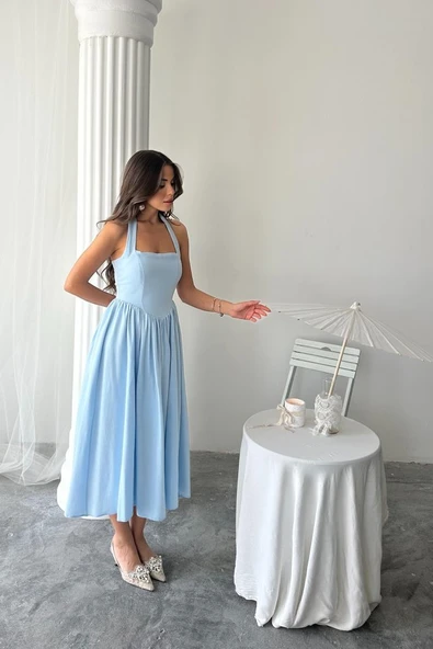 Mavi Boyundan Bağlamalı Keten Elbise - Resim 2