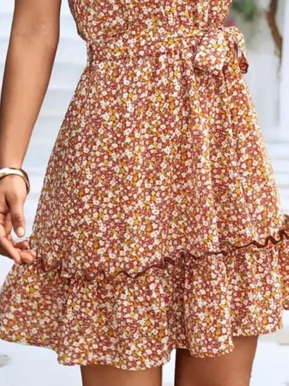 Kadın Eteği Volanlı Halter Yaka Süprem Elbise - Resim 3