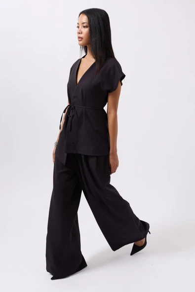 Bağcık Detay Yelek ürün görseli