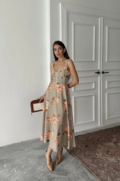 Haki İnce Kemer Detaylı Elbise ürün görseli