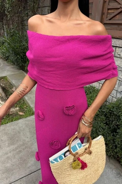 Eteği Gül Detay Madonna Yaka Elbise 2863 - Resim 5