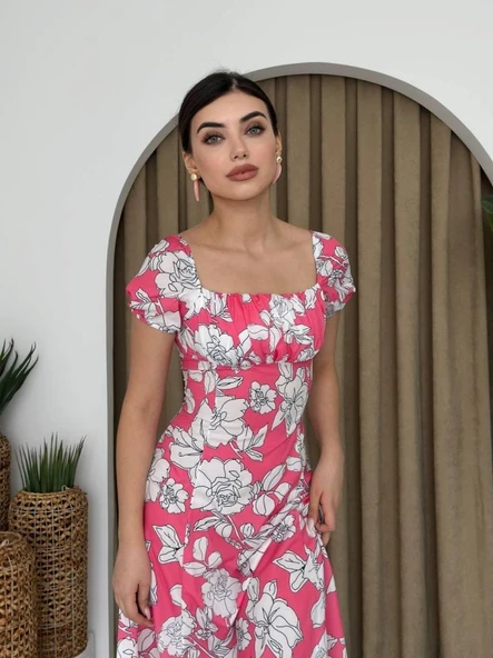 Kare Yaka Çiçekli Elbise ürün görseli 1