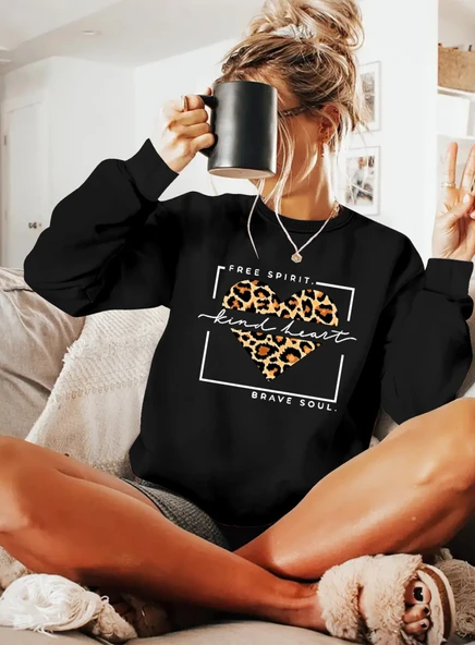 Kadın Uzun Kollu Bisiklet Yaka Desenli Viskon Iki Iplik Bluz ürün görseli