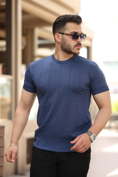 Erkek Ince çizgi Dokulu Bisiklet Yaka Kısa Kollu T-shirt ürün görseli