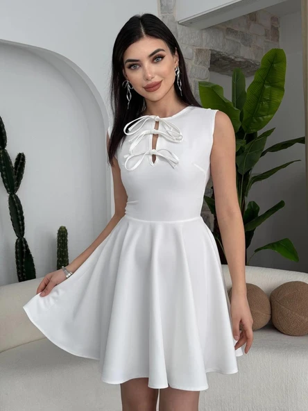 Perp Fiyonk Detaylı Elbise ürün görseli