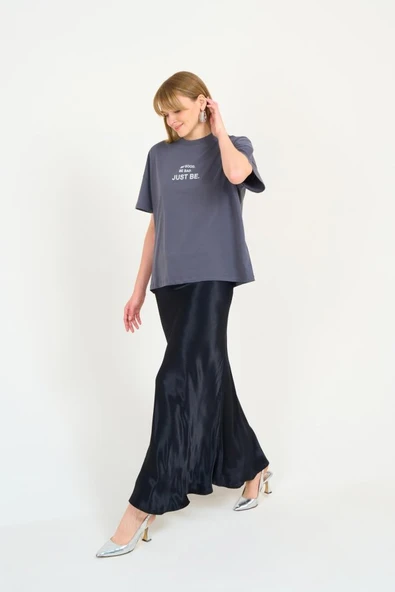 Düz Uzun Saten Etek - Siyah - Resim 3