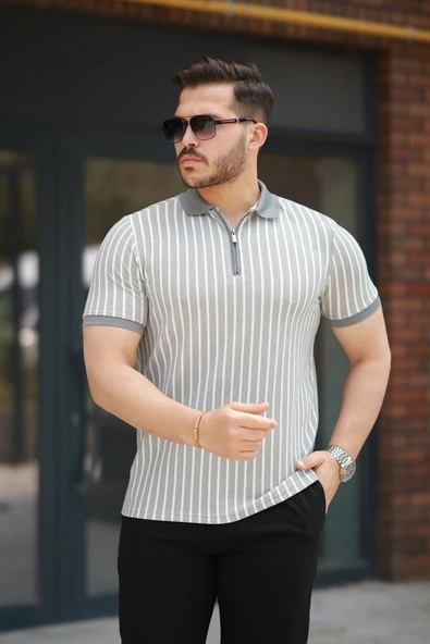 Erkek çizgili Fermuar Yakalı Kısa Kollu Tişört ürün görseli