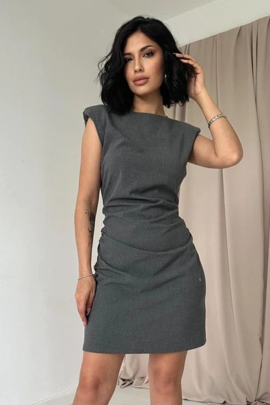 Gri Yanı Büzgülü Sıfır Kol Elbise - Resim 2