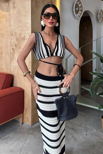 Çizgili Bikini Üst Ve Etek Triko Takım 10110 - Resim 3