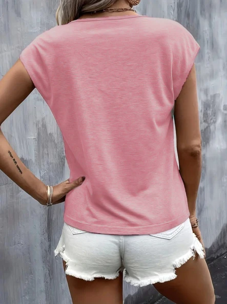 Kadın Kısa Kollu V Yakalı Kalp Baskılı Viskon Bluz - Resim 4