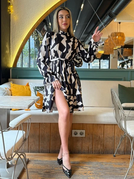 Kadın Uzun Kollu Yarı Balıkçı Yaka Geometrik Desen Kısa şardonlu Dalgıç Elbise ürün görseli