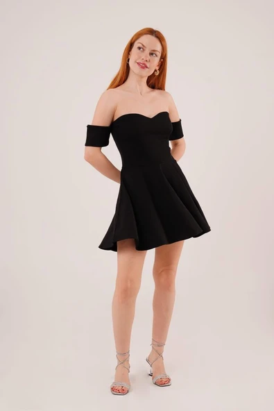 Kol Detaylı Straplez Siyah Mini Elbise - Resim 3