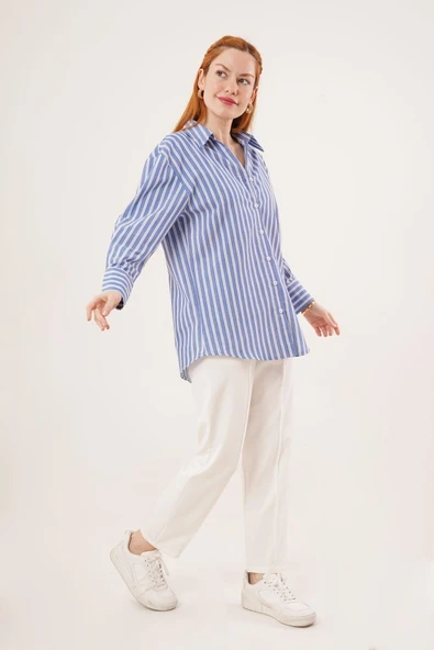 Çift Çizgi Geçişli Düğmeli Mavi Gömlek - Resim 2