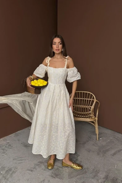 Bej Omuzu Bağcıklı Balon Kollu Brode Elbise ürün görseli