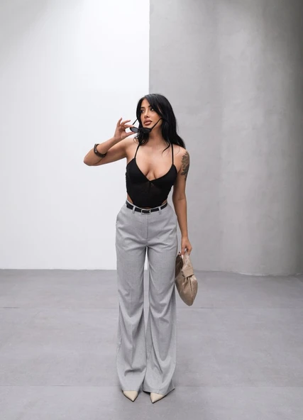 Poly Viscose Yüksek Bel Kemerli̇ Ve Dökümlü Palazzo Pantolon (Kemer Dahi̇l) - Resim 4