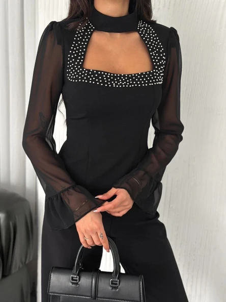 Kolları Şifon Göğüste İnci Boncuk Detaylı Bluz - Siyah ürün görseli