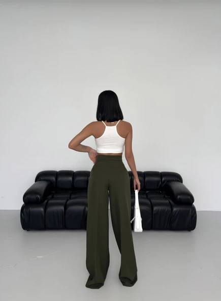 Üç Düğme Detayli Palazzo Pantolon - Resim 2