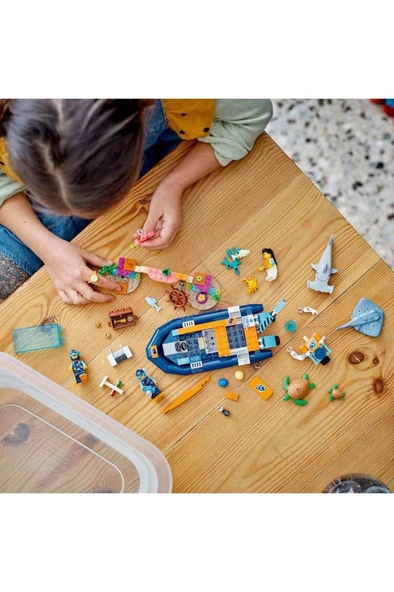 LEGO   City Kaşif Dalış Kapsülü 60377 - Resim 3