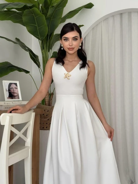 Late Yıldız Detaylı Elbise ürün görseli