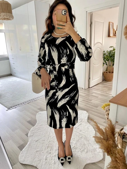 Kadın Uzun Kollu Yuvarlak Yaka Belden Kuşaklı Hazır Desenli Midi Krep Elbise - Resim 10