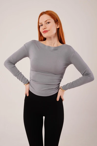Yaka Detay Uzun Kollu Basic Gri Bluz ürün görseli