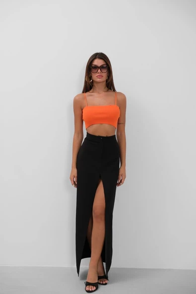 İnce Askılı Crop Top ürün görseli