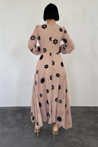 Vizon Yaka Nakışlı Elbise - Resim 3