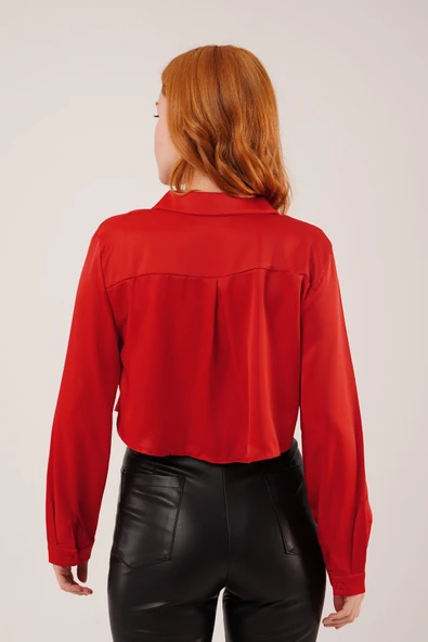 Saten Crop Model Kırmızı Gömlek - Resim 4