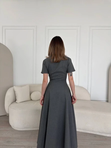 Kısa Kollu Önden Fermuarlı Çan Etekli Uzun Elbise - Antrasit - Resim 4