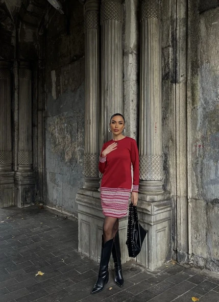 Kadın Uzun Kollu Bisiklet Yaka Kol Ağzı Ve Etek Ucu Baskılı Iki Iplik Elbise - Resim 3