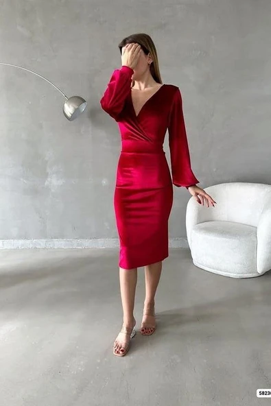 Kadın Kadife Kumaş Kruvaze Yaka Balon Kol Ve Yırtmaç Detaylı Midi Boy Elbise - 3