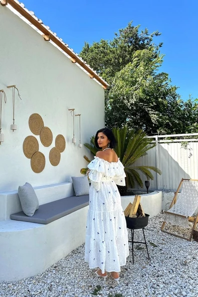 Lila Omuzları Lastikli Brode Elbise - Resim 4